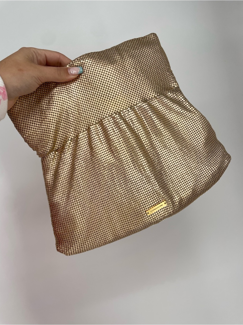 NWT BCBGMaxAzria “Brighton” Matte Gold Metal Mesh Slouchy Clutch & Dustbag